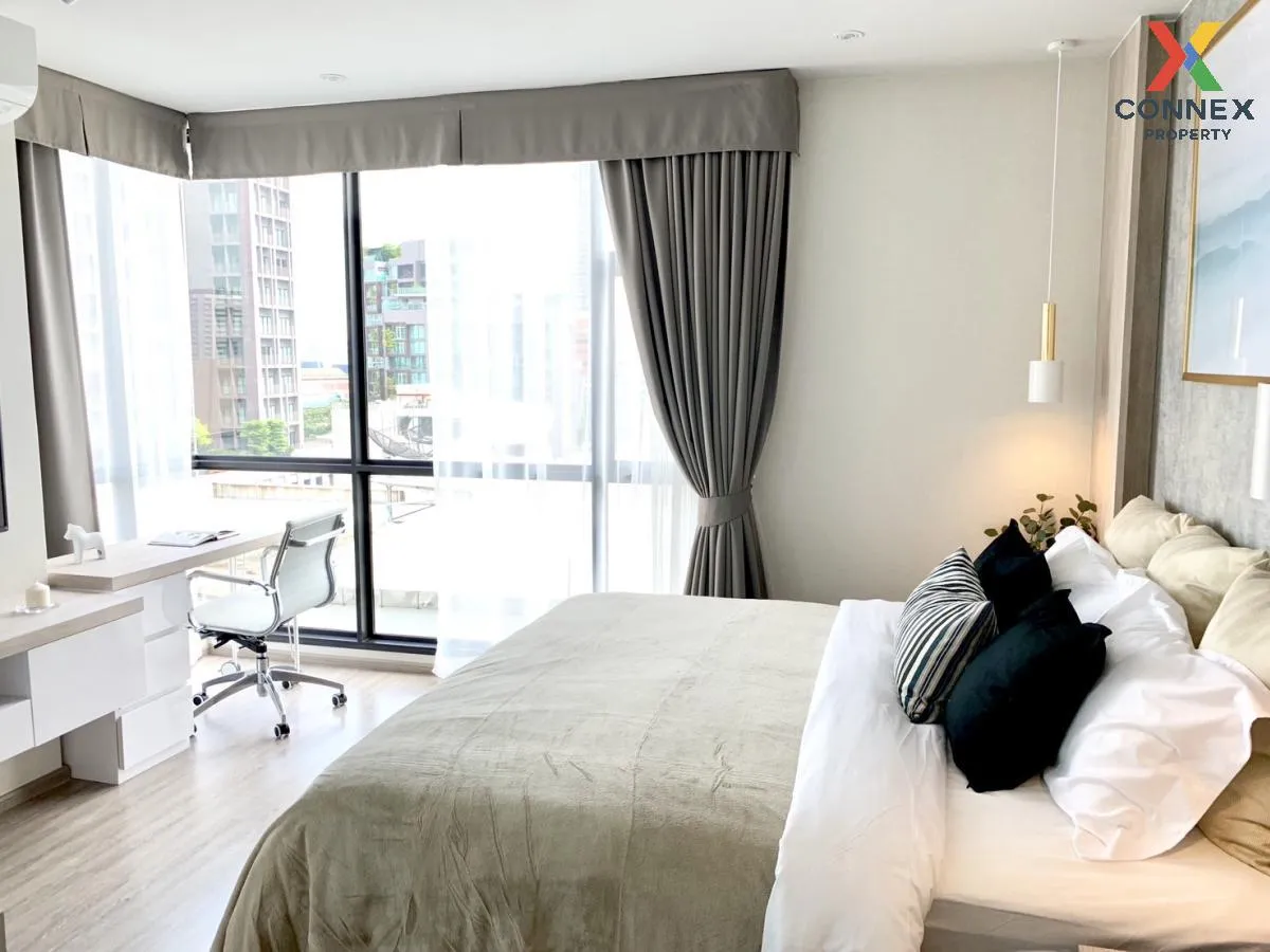 FOR RENT condo , RHYTHM Ekkamai , BTS-Ekkamai , Khlong Tan Nuea ,