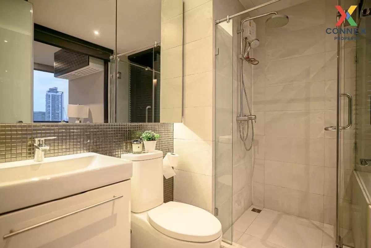 FOR RENT condo , RHYTHM Ekkamai , BTS-Ekkamai , Khlong Tan Nuea ,