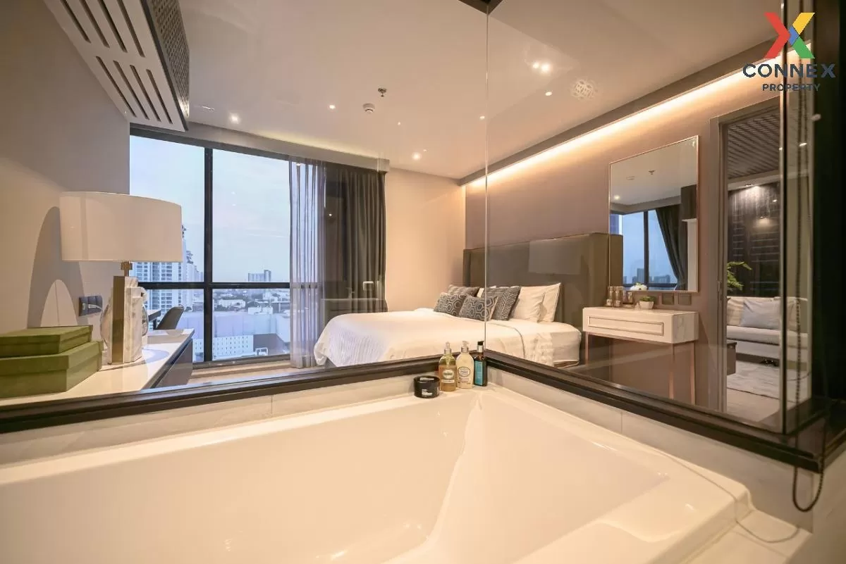 FOR RENT condo , RHYTHM Ekkamai , BTS-Ekkamai , Khlong Tan Nuea ,