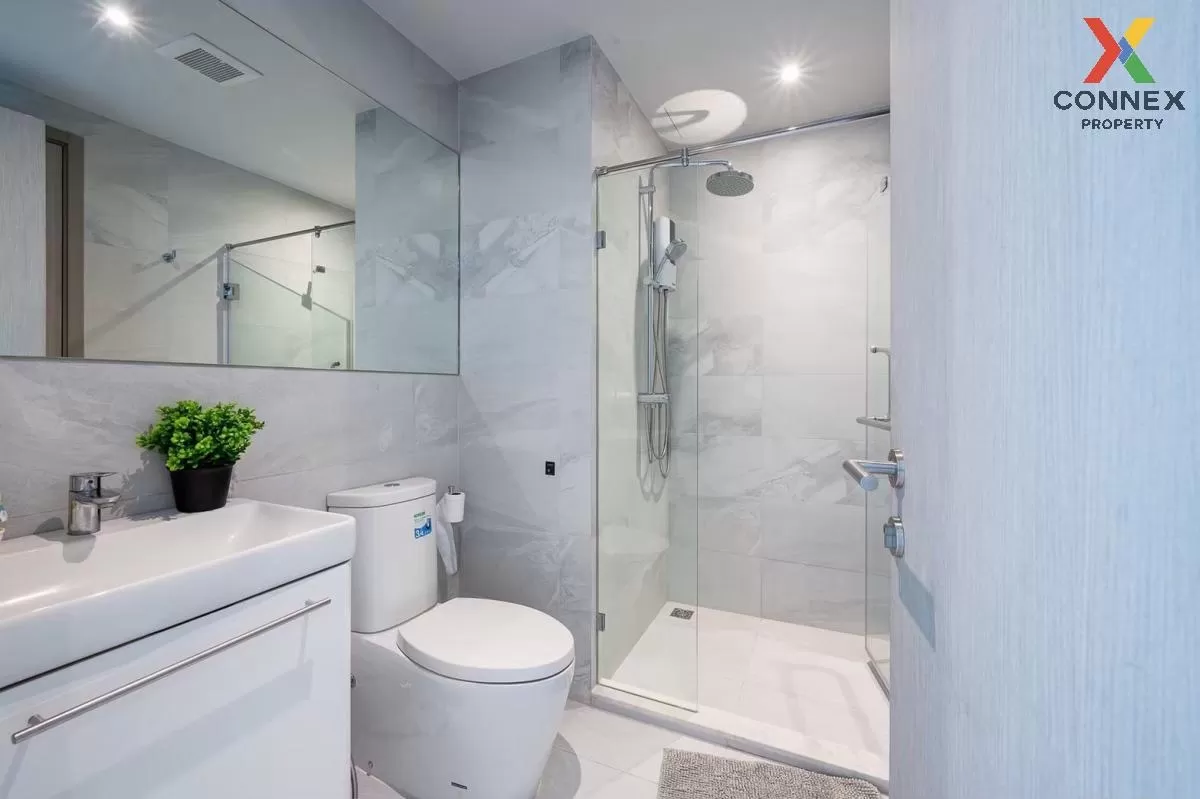 FOR RENT condo , RHYTHM Ekkamai , BTS-Ekkamai , Khlong Tan Nuea ,