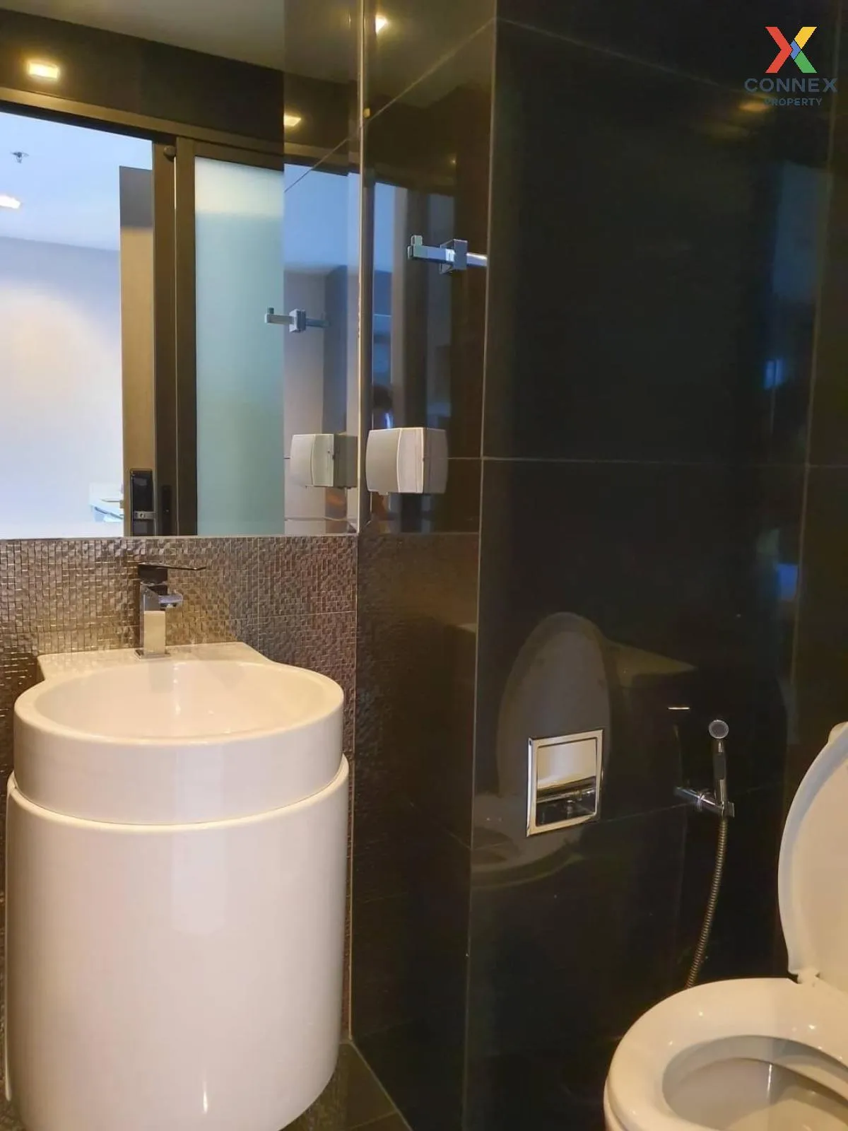 FOR RENT condo , Rhythm Sukhumvit 36-38 , BTS-Thong Lo , Phra Kha