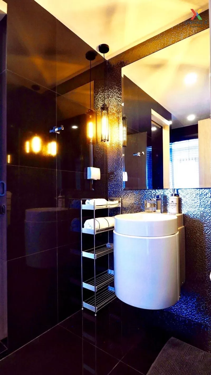 FOR RENT condo , Rhythm Sukhumvit 36-38 , BTS-Thong Lo , Phra Kha