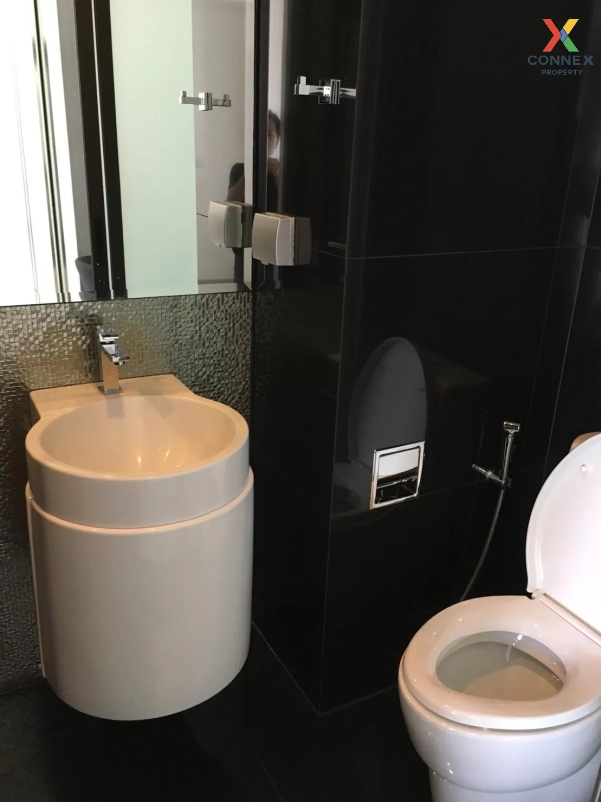 FOR RENT condo , Rhythm Sukhumvit 36-38 , BTS-Thong Lo , Phra Kha