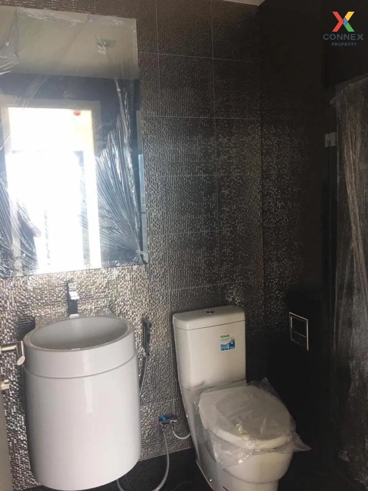 FOR RENT condo , Rhythm Sukhumvit 36-38 , BTS-Thong Lo , Phra Kha