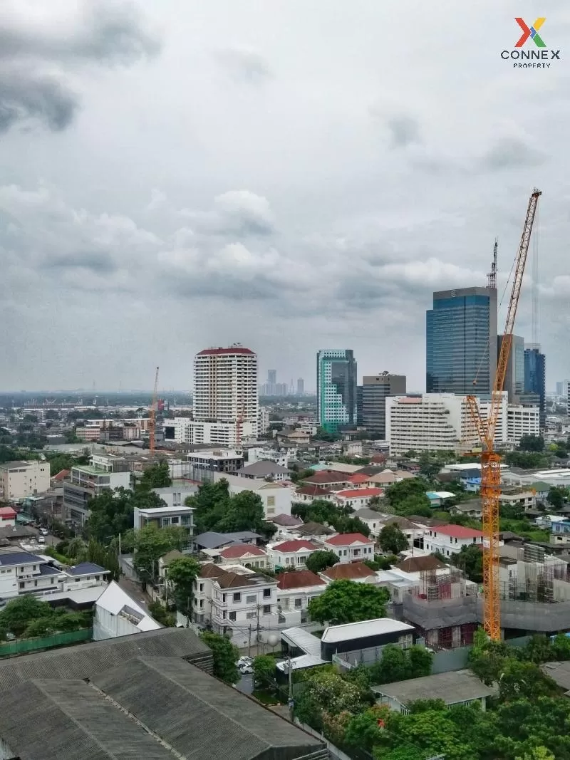 FOR RENT condo , Rhythm Sukhumvit 36-38 , BTS-Thong Lo , Phra Kha