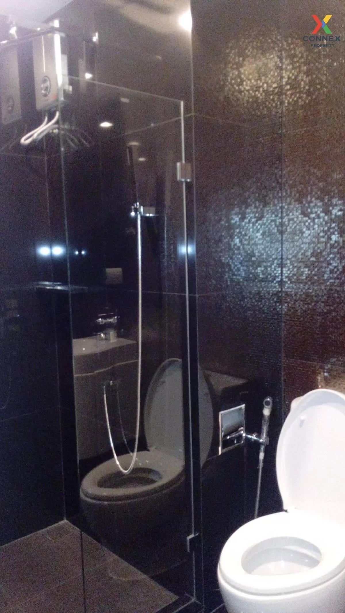 FOR RENT condo , Rhythm Sukhumvit 36-38 , BTS-Thong Lo , Phra Kha