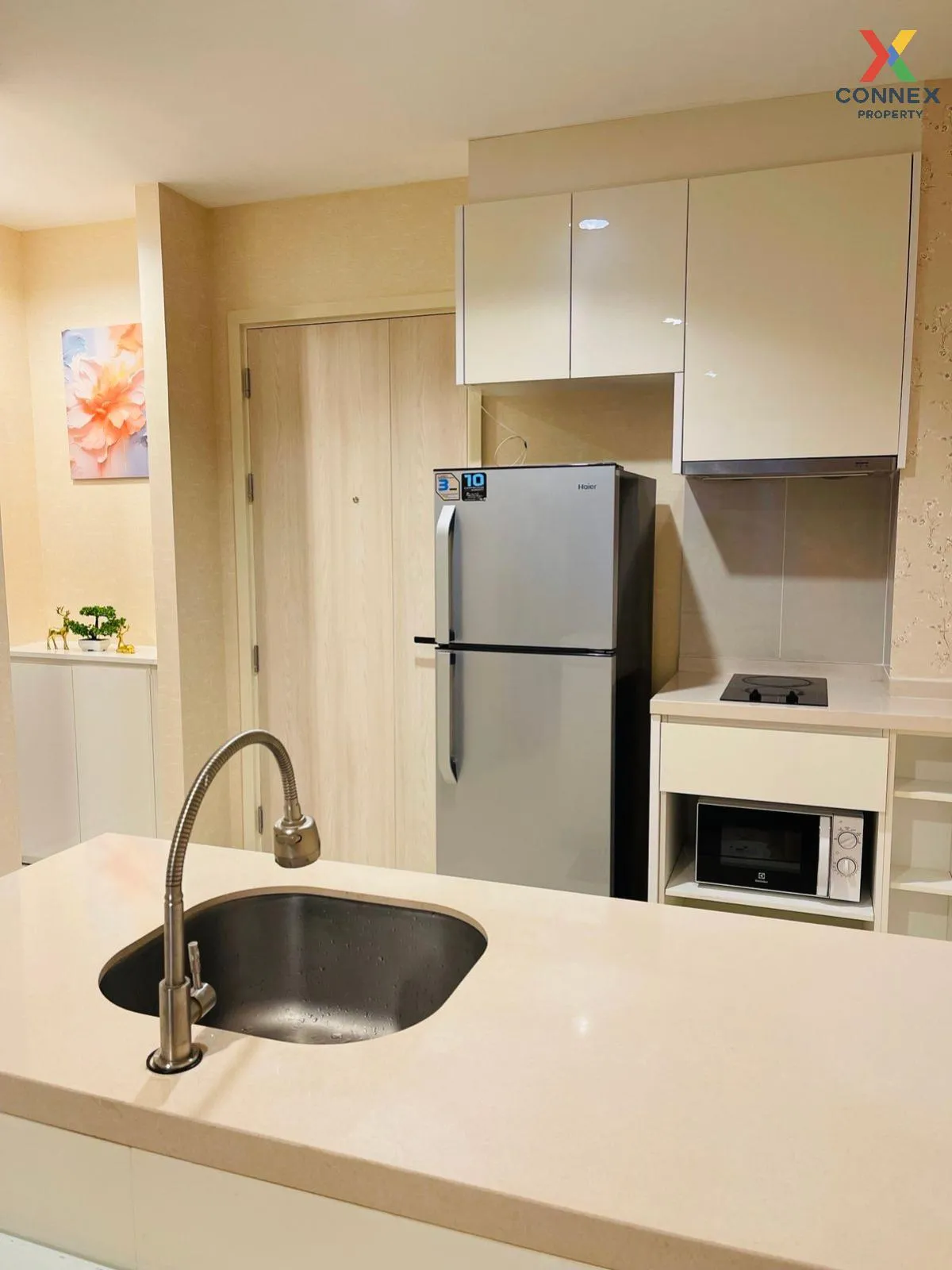 FOR RENT condo , RHYTHM Sukhumvit 42 , BTS-Ekkamai , Phra Khanong