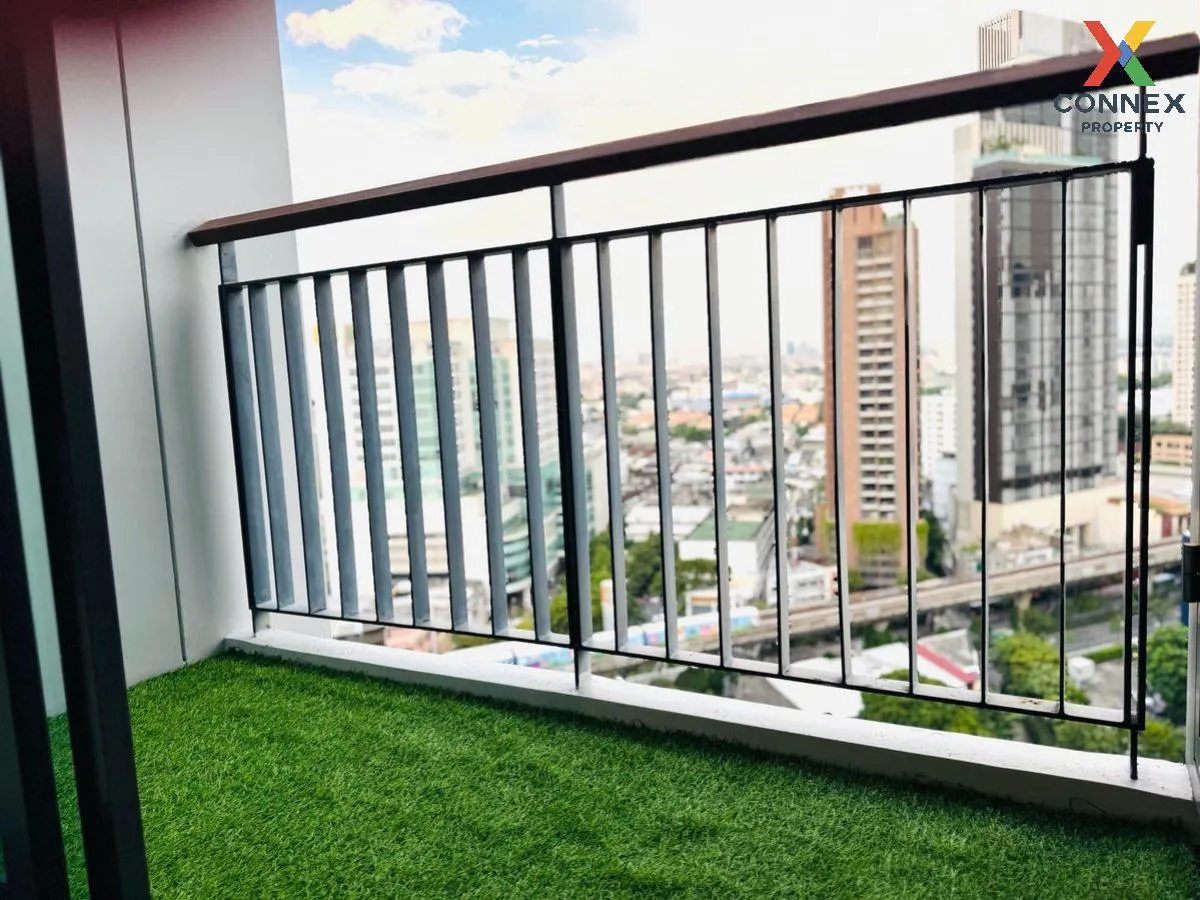 FOR RENT condo , RHYTHM Sukhumvit 42 , BTS-Ekkamai , Phra Khanong