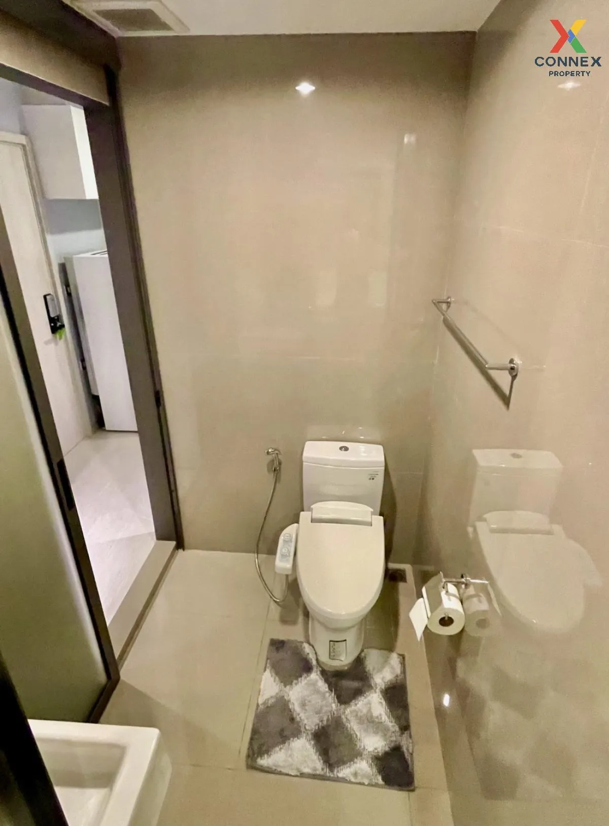 เช่าคอนโด  ริทึ่ม สุขุมวิท 42 BTS-เอกมัย พระโขนง เขต คลองเตย กรุง