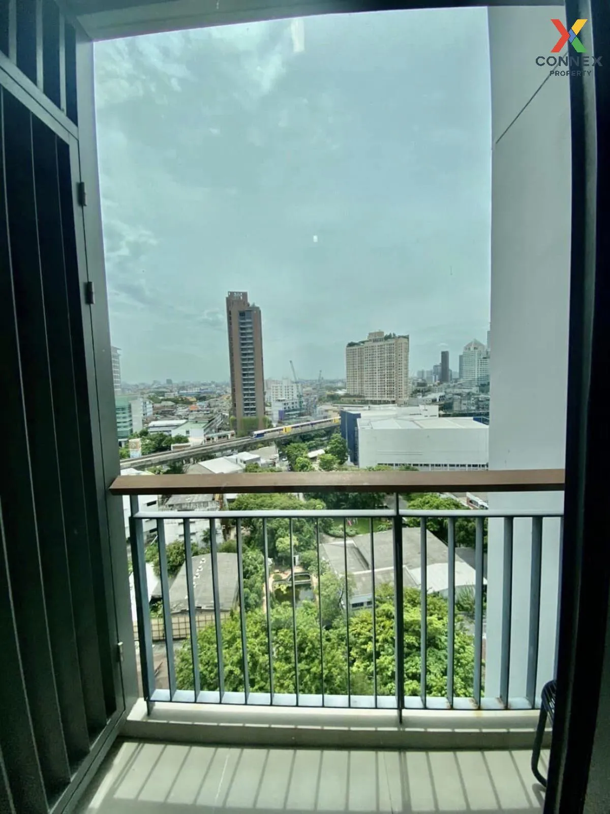 FOR RENT condo , RHYTHM Sukhumvit 42 , BTS-Ekkamai , Phra Khanong