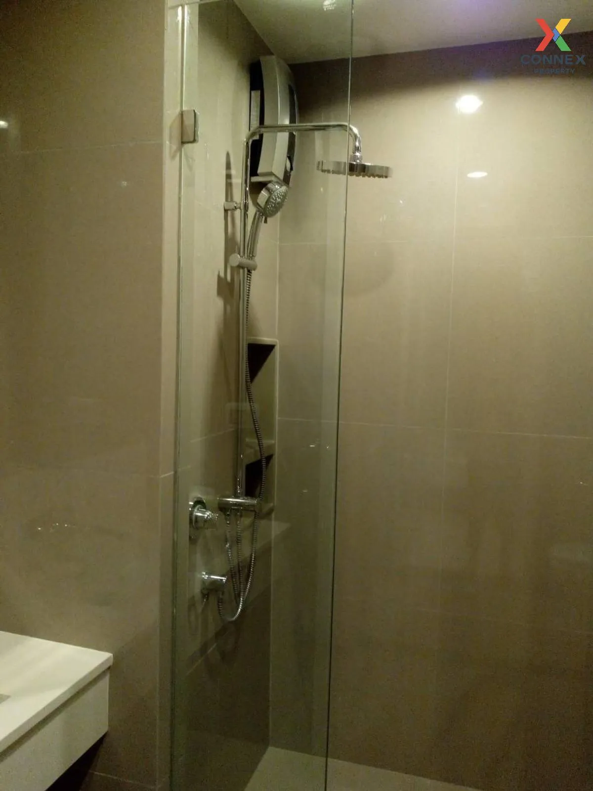 เช่าคอนโด  ริทึ่ม สุขุมวิท 42 BTS-เอกมัย พระโขนง เขต คลองเตย กรุง