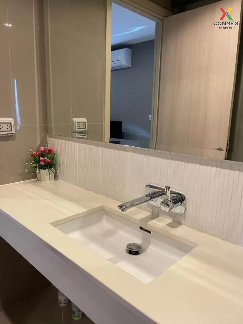 FOR RENT condo , RHYTHM Sukhumvit 42 , BTS-Ekkamai , Phra Khanong