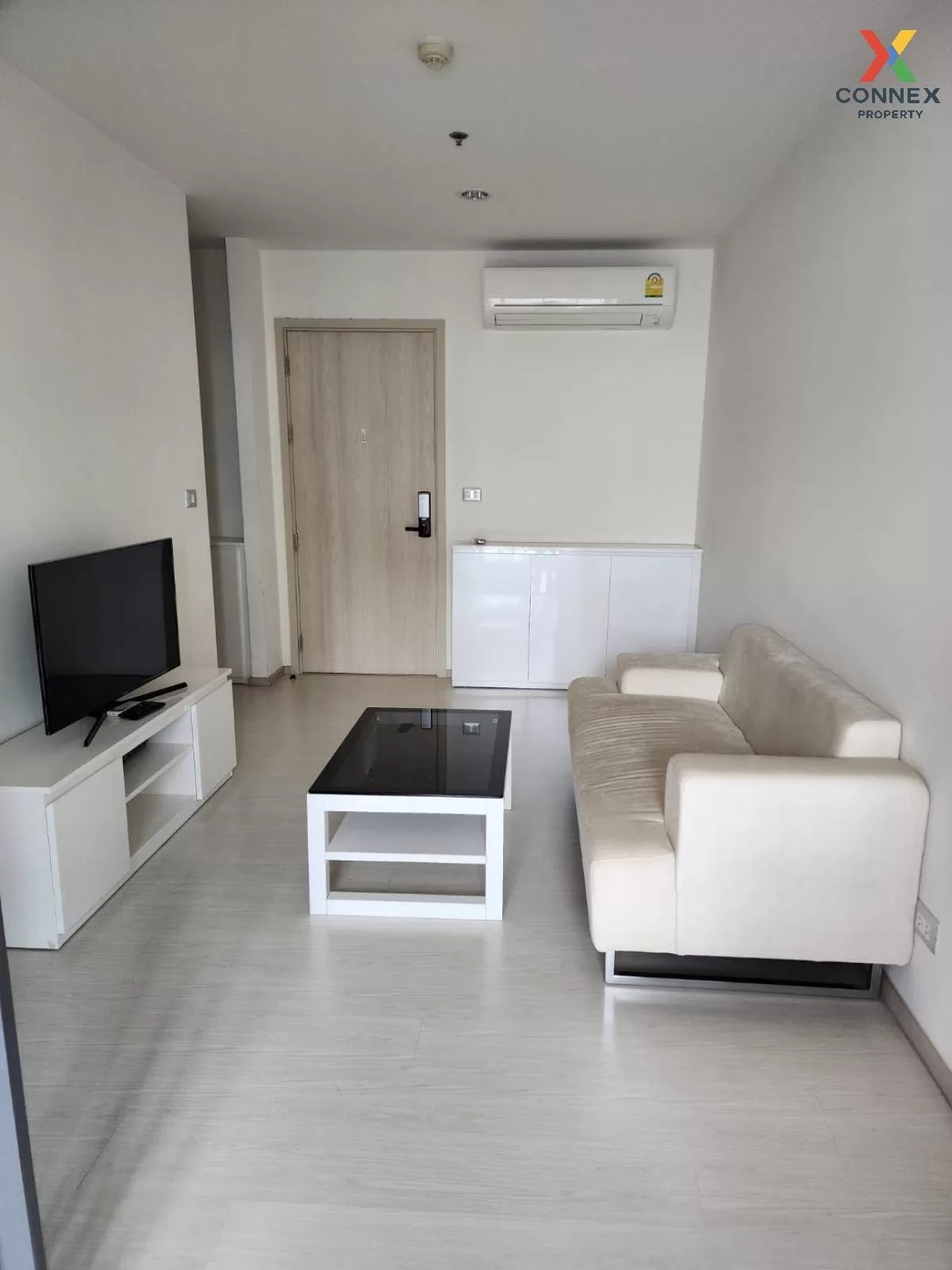 FOR RENT condo , RHYTHM Sukhumvit 42 , BTS-Ekkamai , Phra Khanong 1