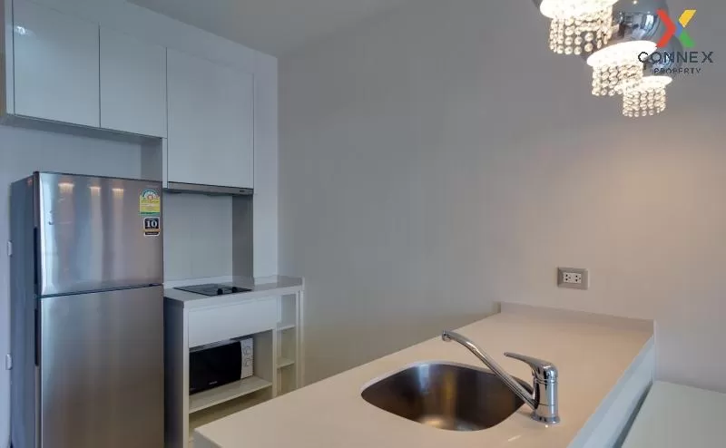 FOR RENT condo , RHYTHM Sukhumvit 42 , BTS-Ekkamai , Phra Khanong 4