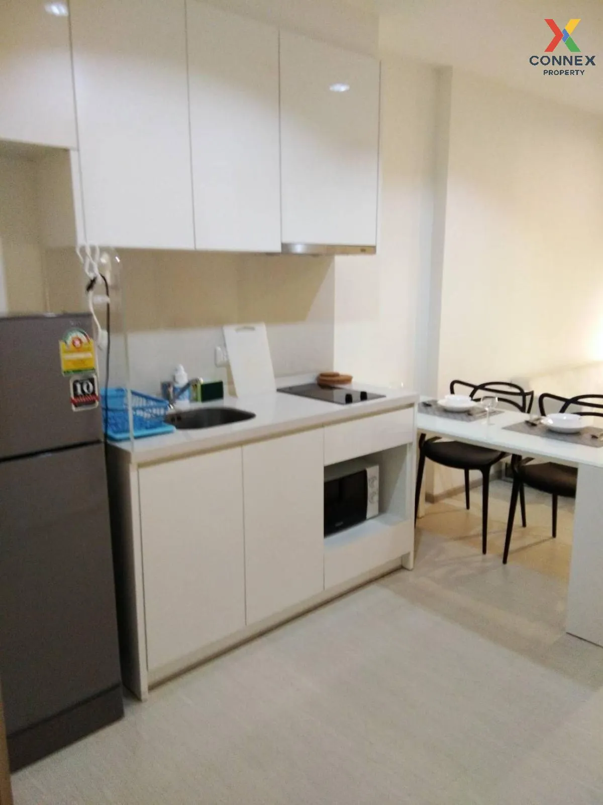 FOR RENT condo , RHYTHM Sukhumvit 42 , BTS-Ekkamai , Phra Khanong 4