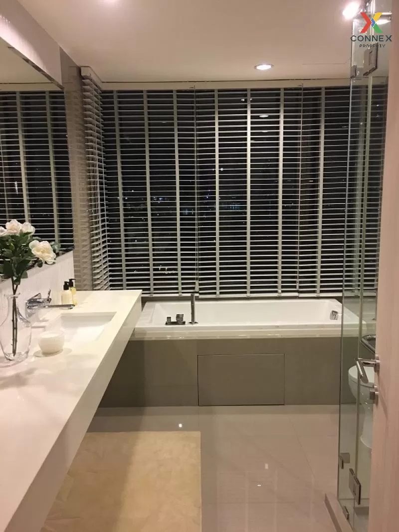 FOR RENT condo , RHYTHM Sukhumvit 42 , BTS-Ekkamai , Phra Khanong