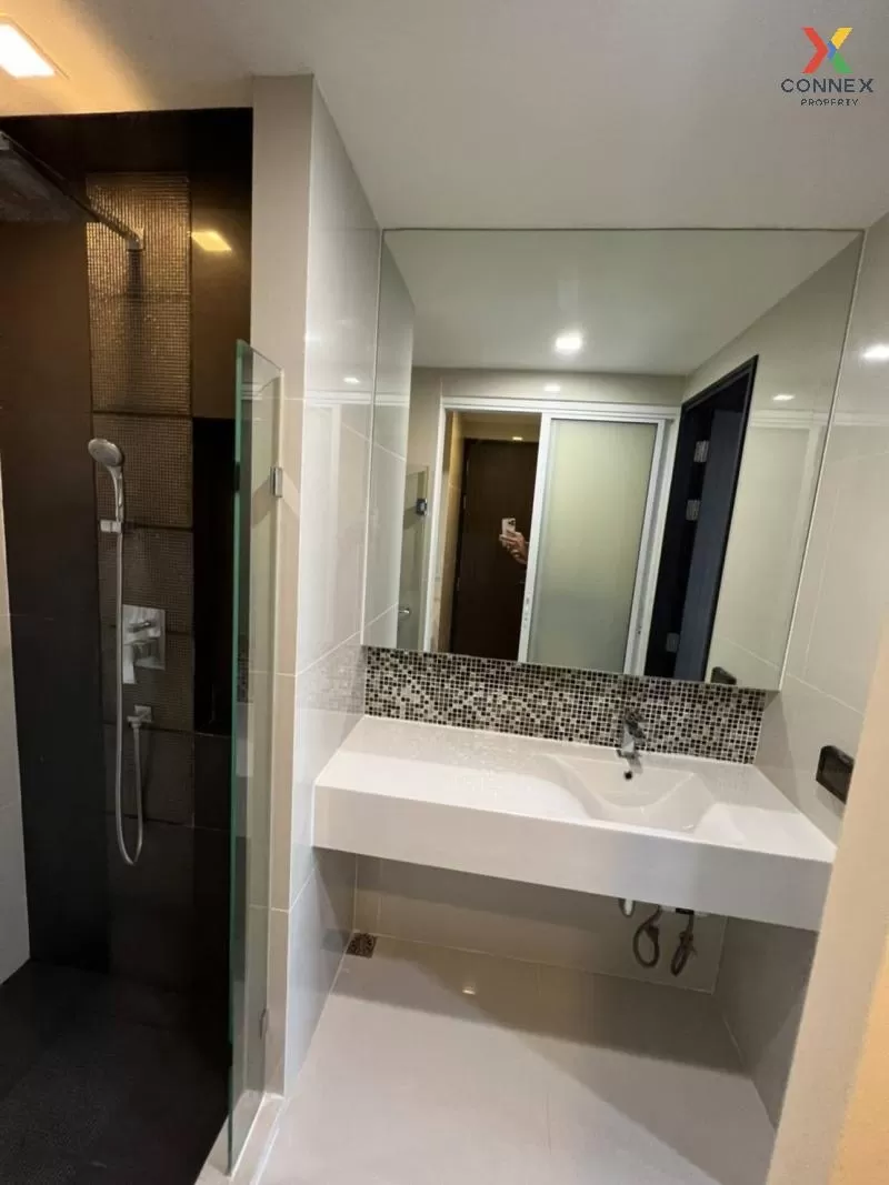 FOR RENT condo , RHYTHM Sukhumvit 44/1 , BTS-Phra Khanong , Phra 