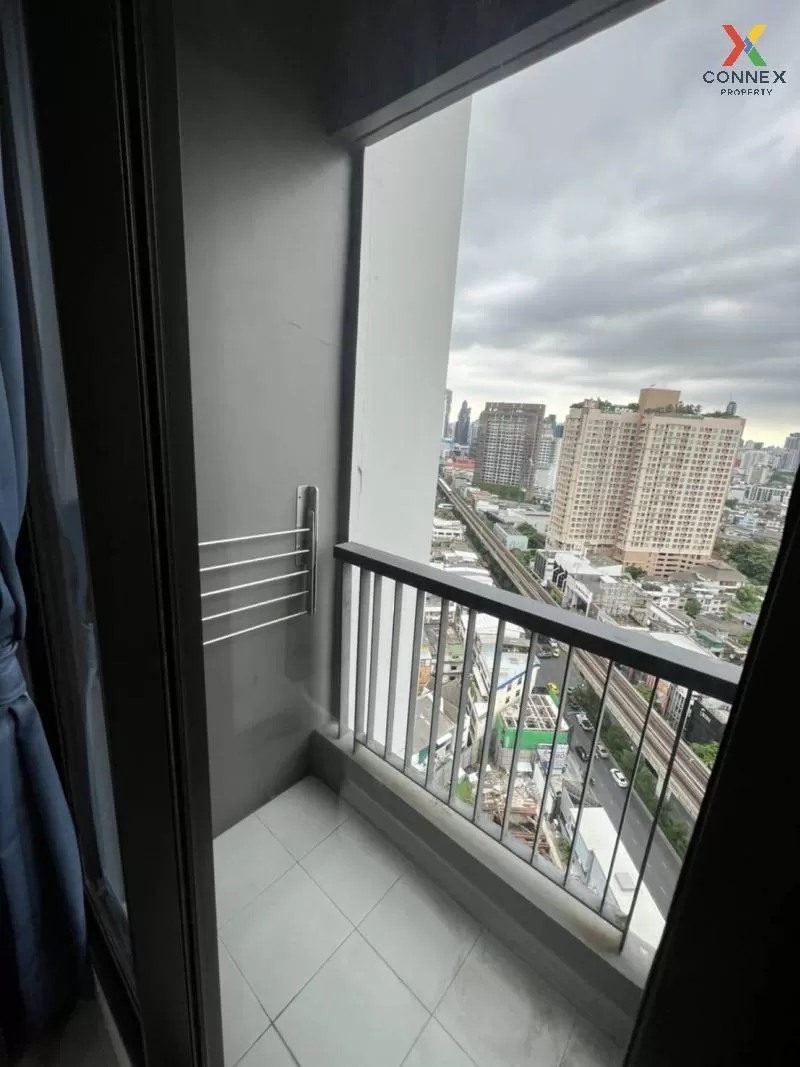 FOR RENT condo , RHYTHM Sukhumvit 44/1 , BTS-Phra Khanong , Phra 