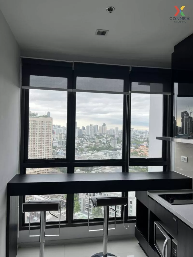 FOR RENT condo , RHYTHM Sukhumvit 44/1 , BTS-Phra Khanong , Phra 