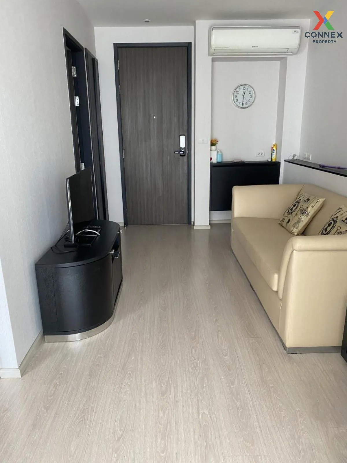 FOR RENT condo , RHYTHM Sukhumvit 44/1 , BTS-Phra Khanong , Phra  FOR RENT condo , RHYTHM Sukhumvit 44/1 , BTS-Phra Khanong , Phra  1