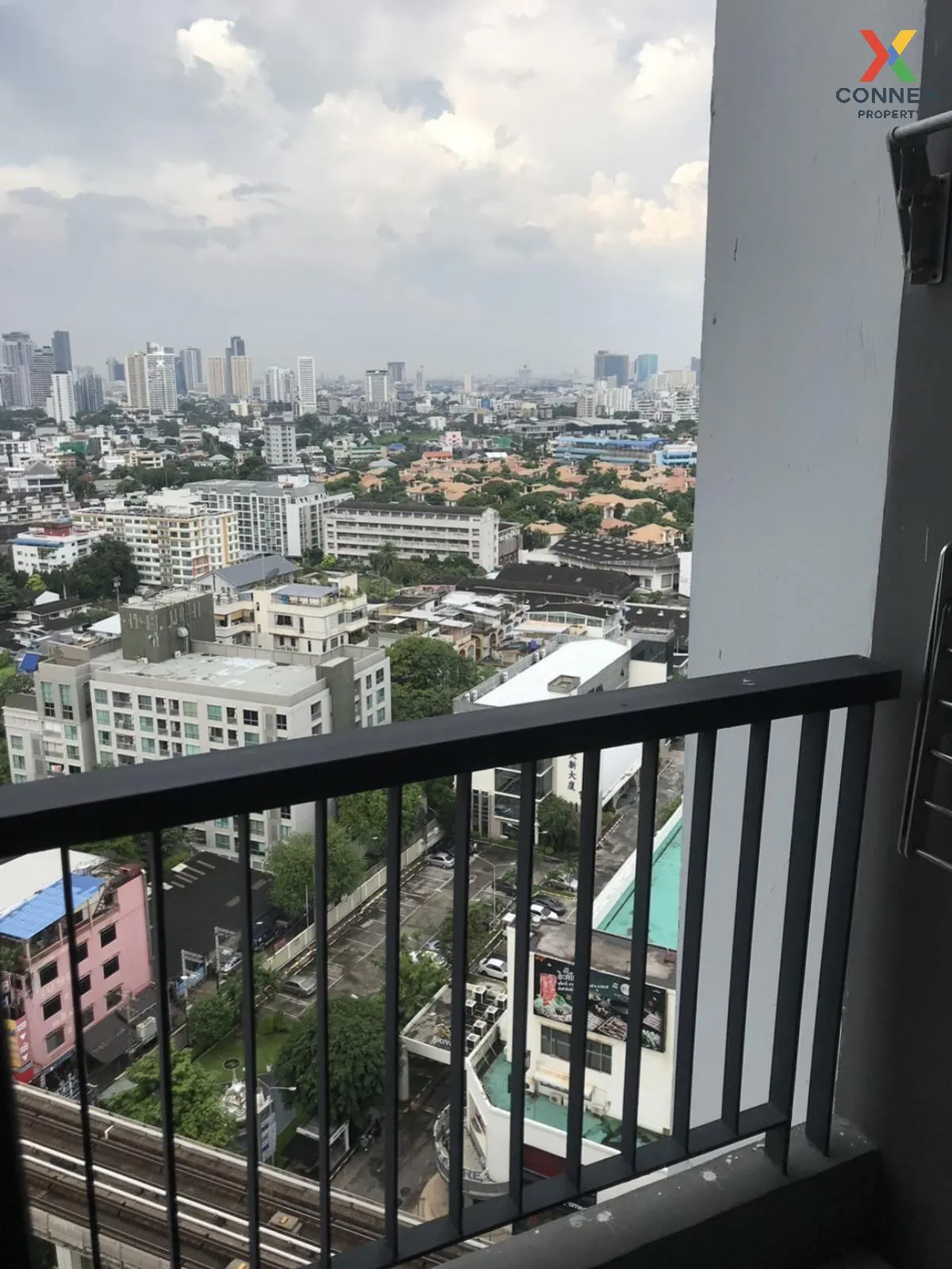 FOR RENT condo , RHYTHM Sukhumvit 44/1 , BTS-Phra Khanong , Phra 
