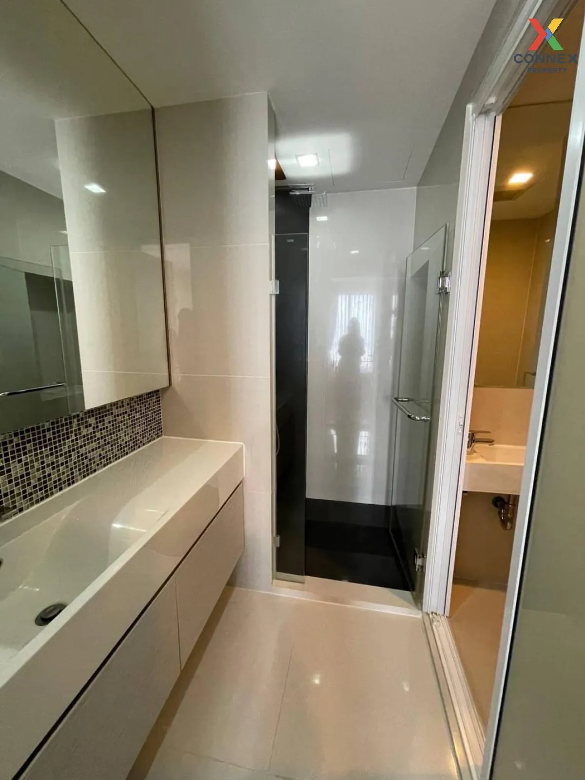 FOR RENT condo , RHYTHM Sukhumvit 44/1 , BTS-Phra Khanong , Phra 