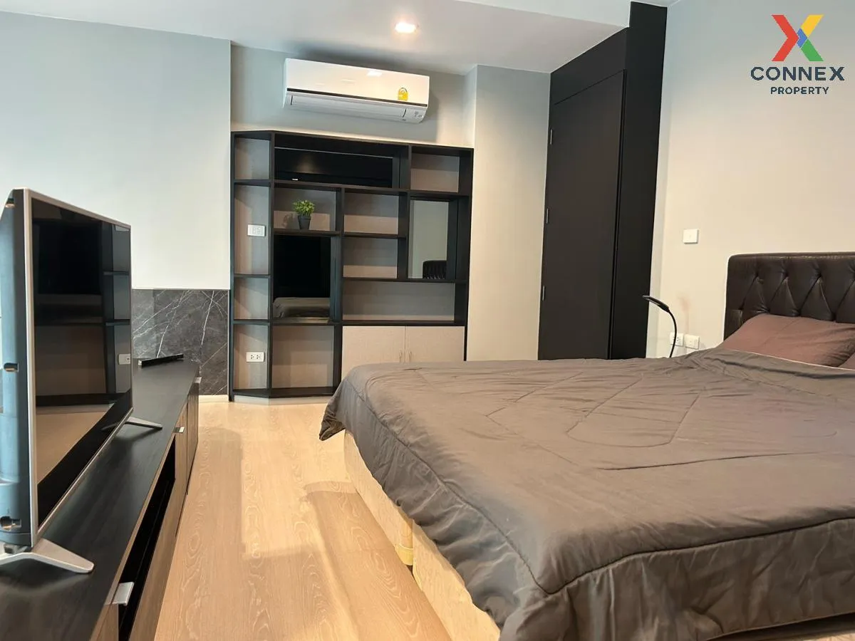 FOR RENT condo , RHYTHM Sukhumvit 44/1 , BTS-Phra Khanong , Phra 