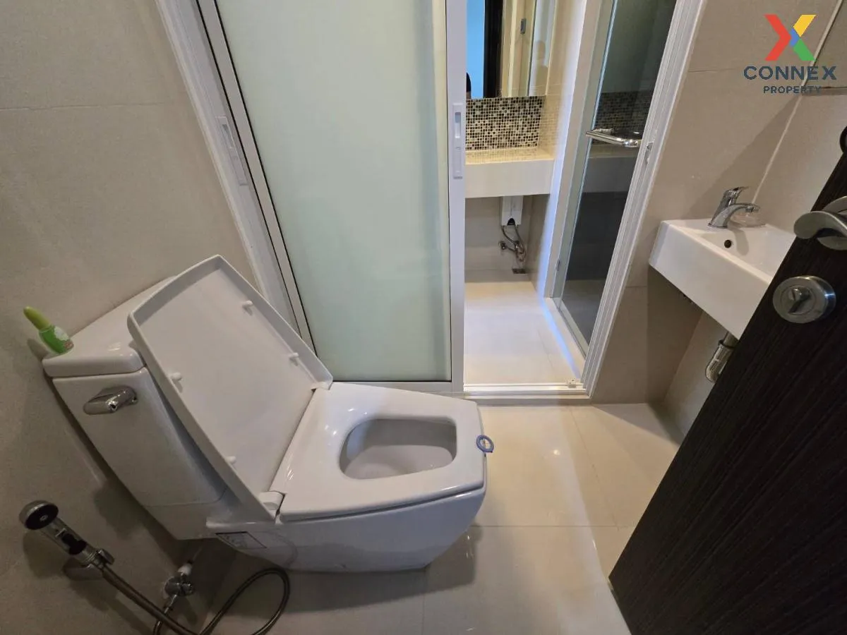 FOR RENT condo , RHYTHM Sukhumvit 44/1 , BTS-Phra Khanong , Phra 