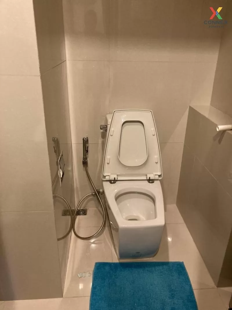 FOR RENT condo , RHYTHM Sukhumvit 44/1 , BTS-Phra Khanong , Phra 