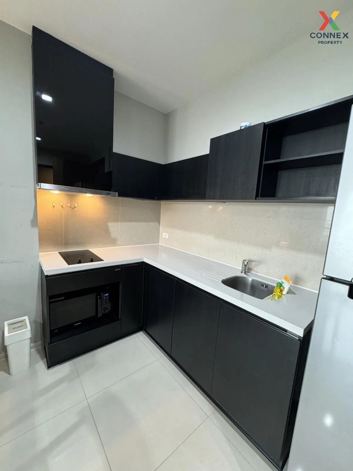 FOR RENT condo , RHYTHM Sukhumvit 44/1 , BTS-Phra Khanong , Phra 