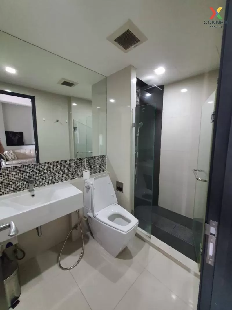 FOR RENT condo , RHYTHM Sukhumvit 44/1 , BTS-Phra Khanong , Phra 