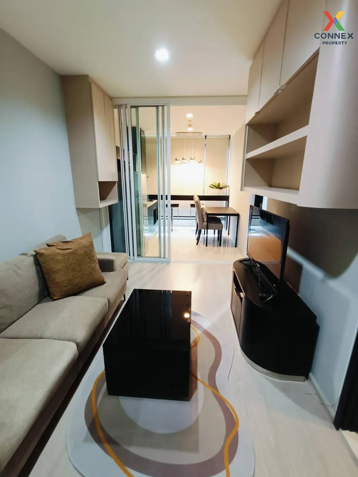 FOR RENT condo , RHYTHM Sukhumvit 44/1 , BTS-Phra Khanong , Phra  3