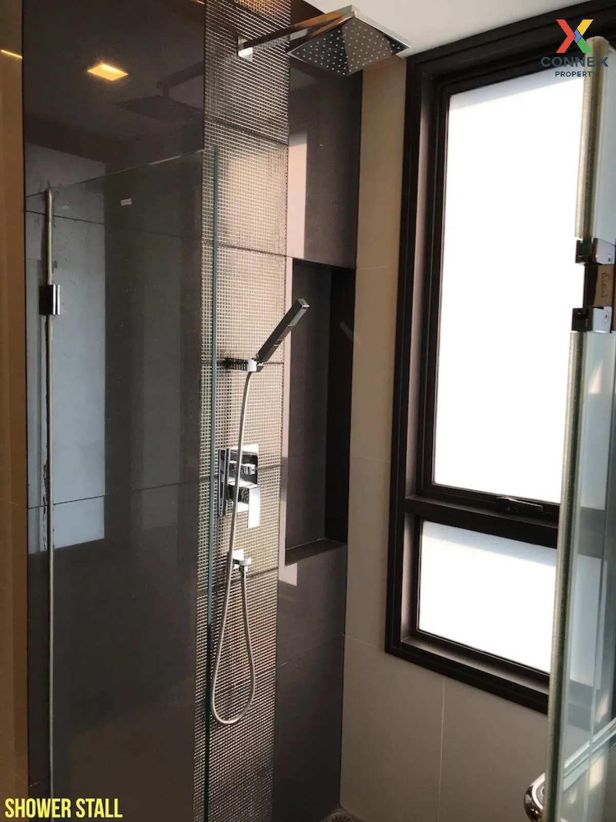 FOR RENT condo , RHYTHM Sukhumvit 44/1 , BTS-Phra Khanong , Phra 