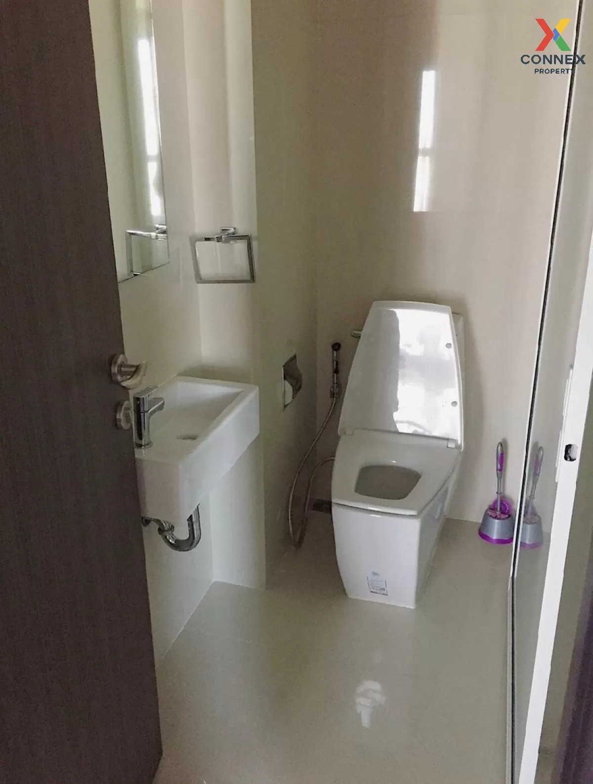 FOR RENT condo , RHYTHM Sukhumvit 44/1 , BTS-Phra Khanong , Phra 