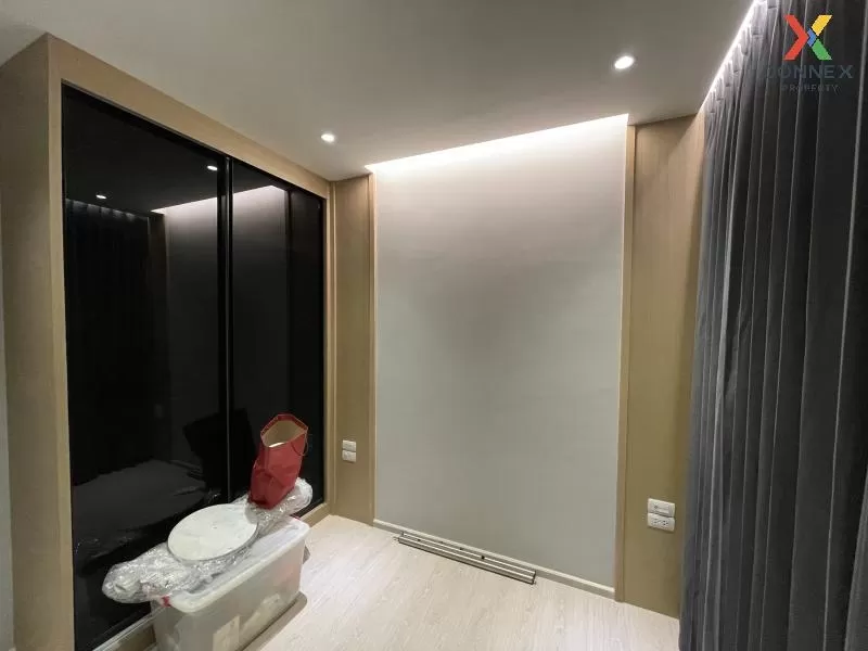 FOR RENT condo , RHYTHM Sukhumvit 44/1 , BTS-Phra Khanong , Phra 