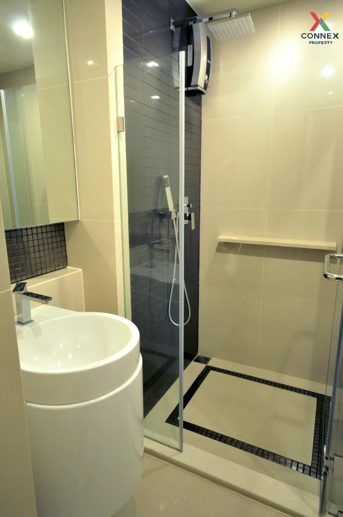 FOR RENT condo , RHYTHM Sukhumvit 50 , BTS-On Nut , Phra Khanong  4