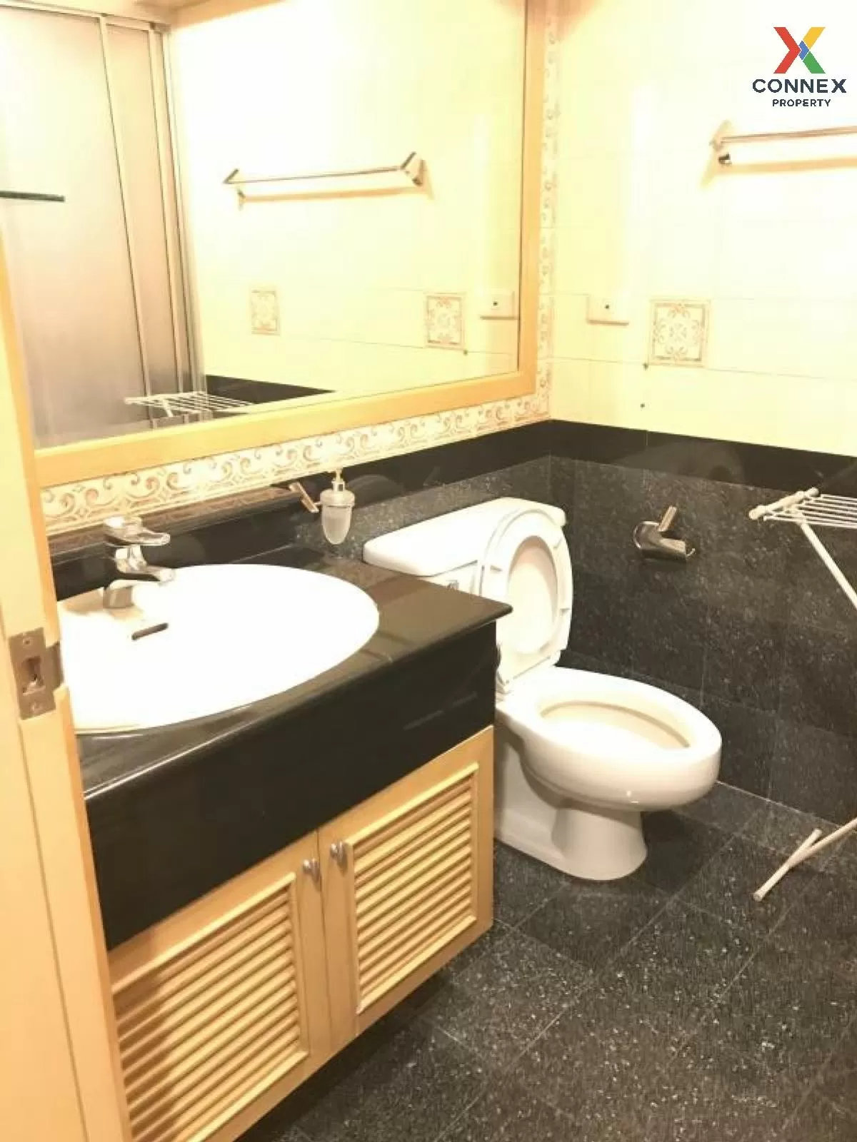 เช่าคอนโด  เดอะ รอยัล เพลส2 BTS-สถานีราชดำริ ลุมพินี เขต ปทุมวัน 