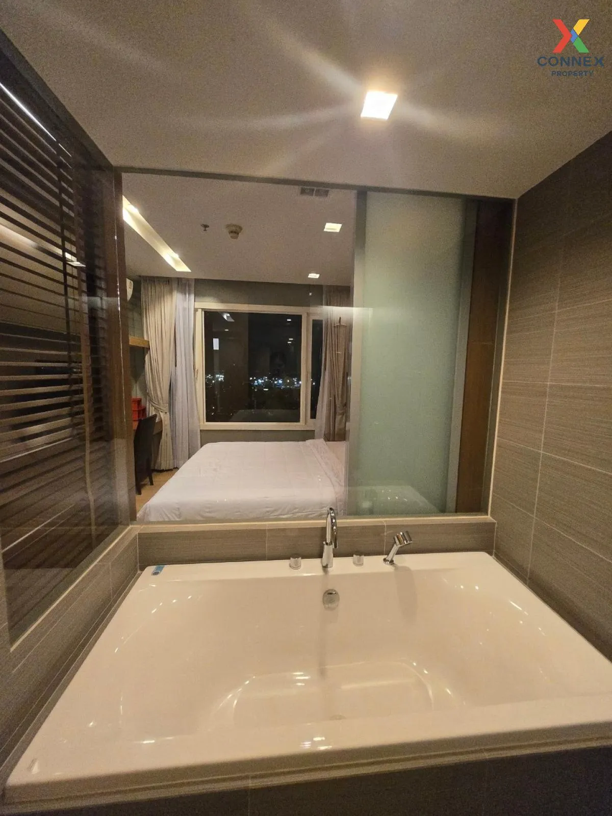 For Sale Condo , Siri at Sukhumvit , nice view , high floor , BTS