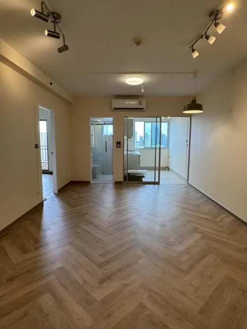 For Sale Condo , Supalai Park Ekamai - Thonglor , BTS-Ekkamai , Bang Kapi , Huai Khwang , Bangkok , CX-19747