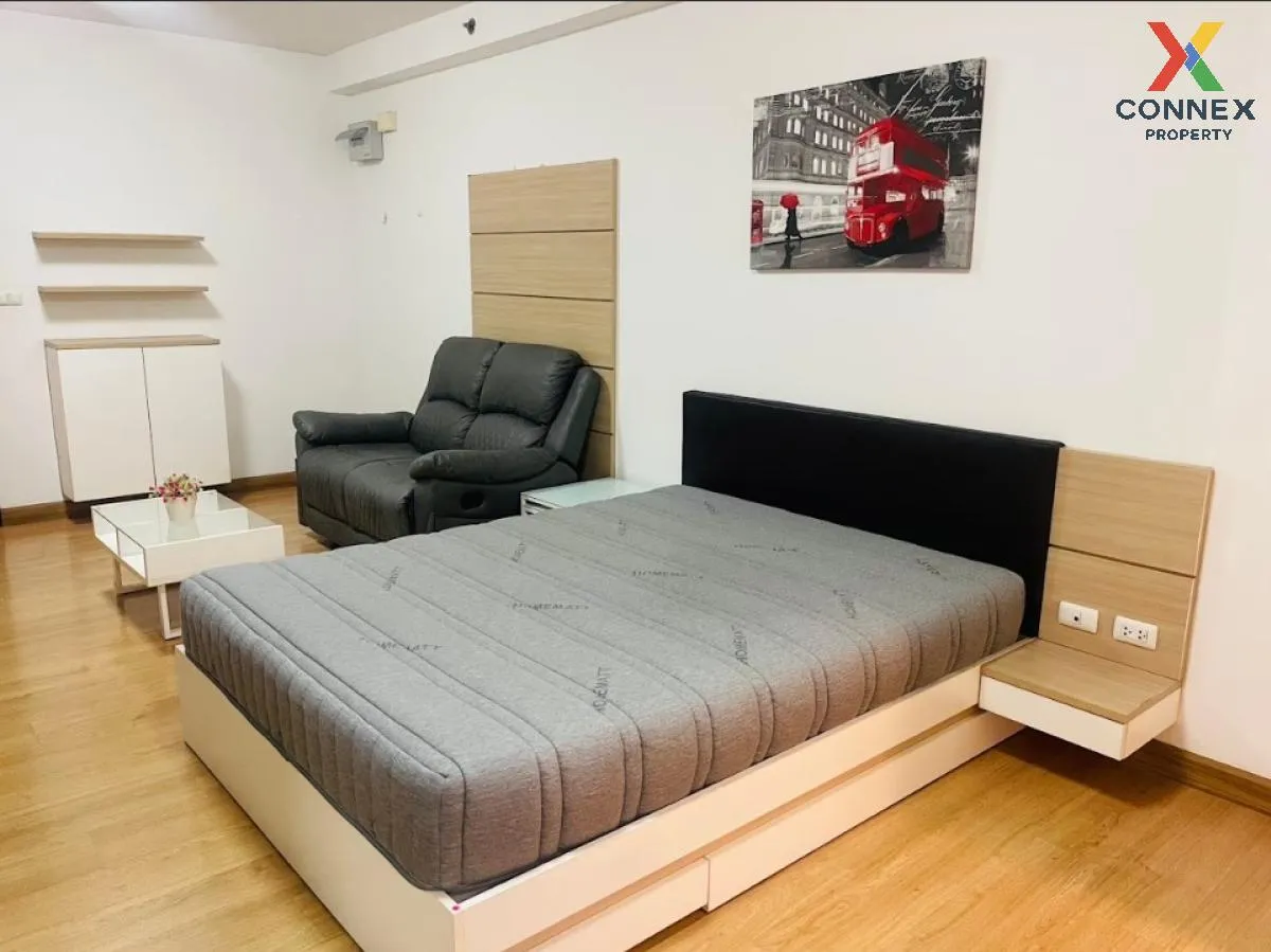 FOR RENT condo , Supalai Park Ekamai - Thonglor , BTS-Ekkamai , B