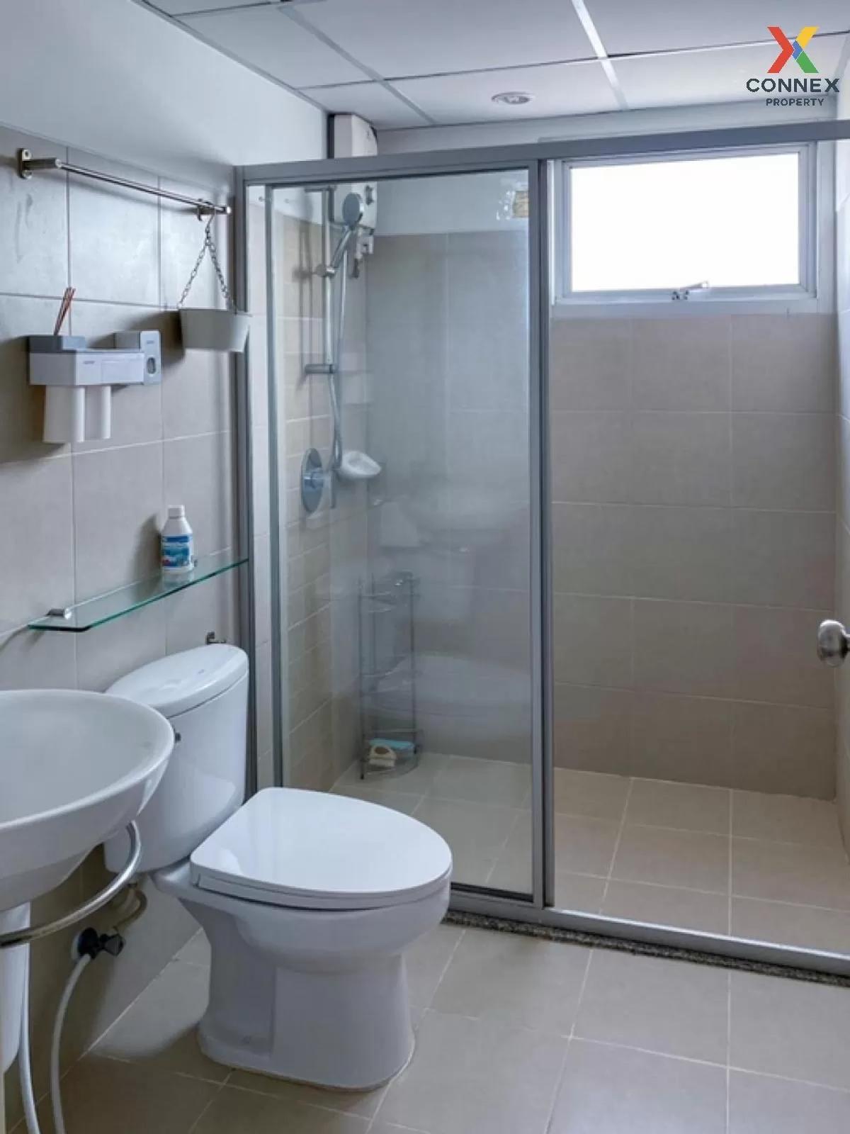 FOR SALE condo , Supalai Park Ekamai - Thonglor , high floor , BT FOR SALE condo , Supalai Park Ekamai - Thonglor , high floor , BT
