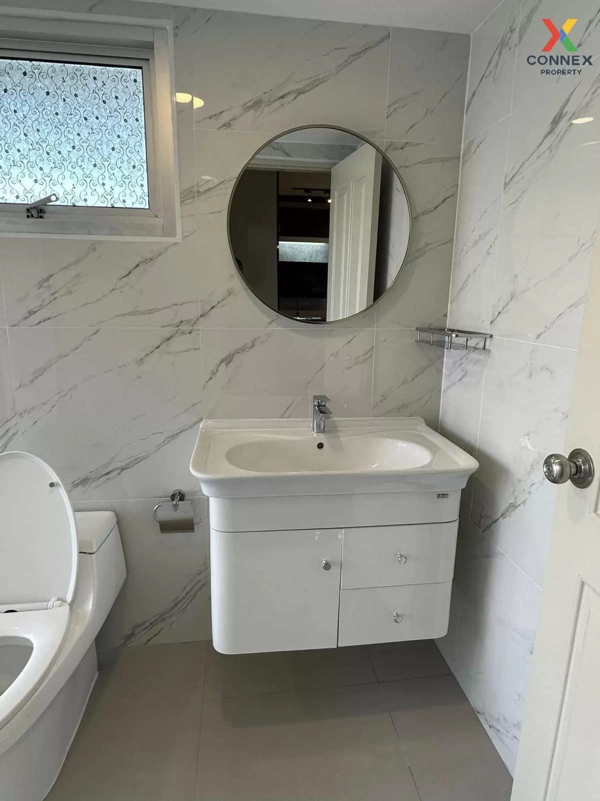 เช่าคอนโด  ศุภาลัย ปาร์ค เอกมัย - ทองหล่อ BTS-เอกมัย บางกะปิ เขต 