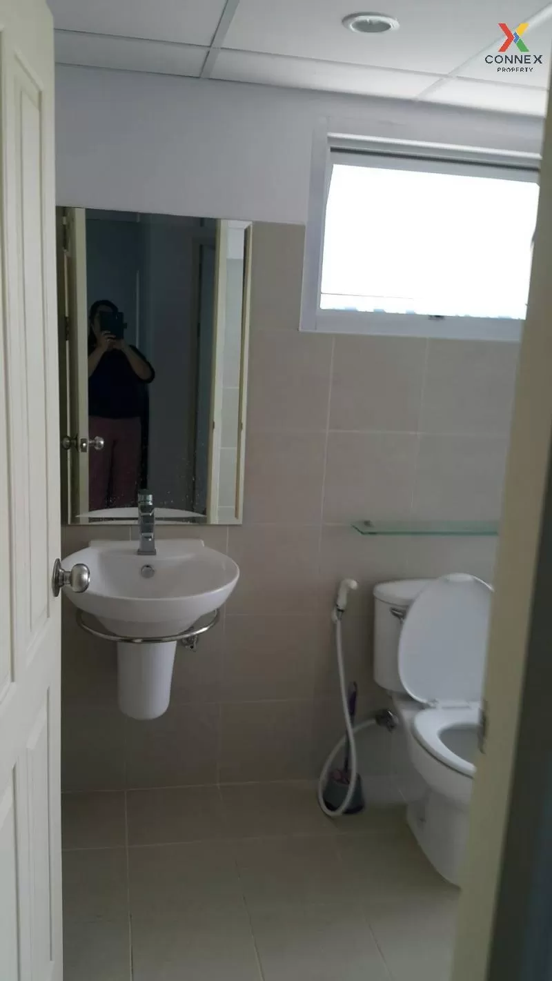 FOR RENT condo , Supalai Park Ekamai - Thonglor , BTS-Ekkamai , B