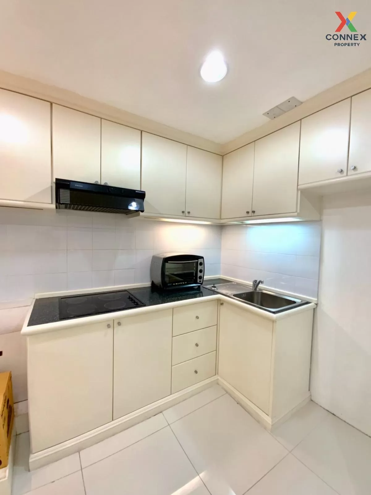 FOR RENT condo , Supalai Place Sukhumvit 39 , BTS-Phrom Phong , K 3