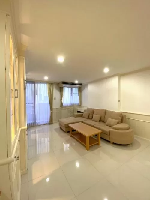 FOR RENT condo , Supalai Place Sukhumvit 39 , BTS-Phrom Phong , Khlong Tan Nuea , Watthana , Bangkok , CX-19849