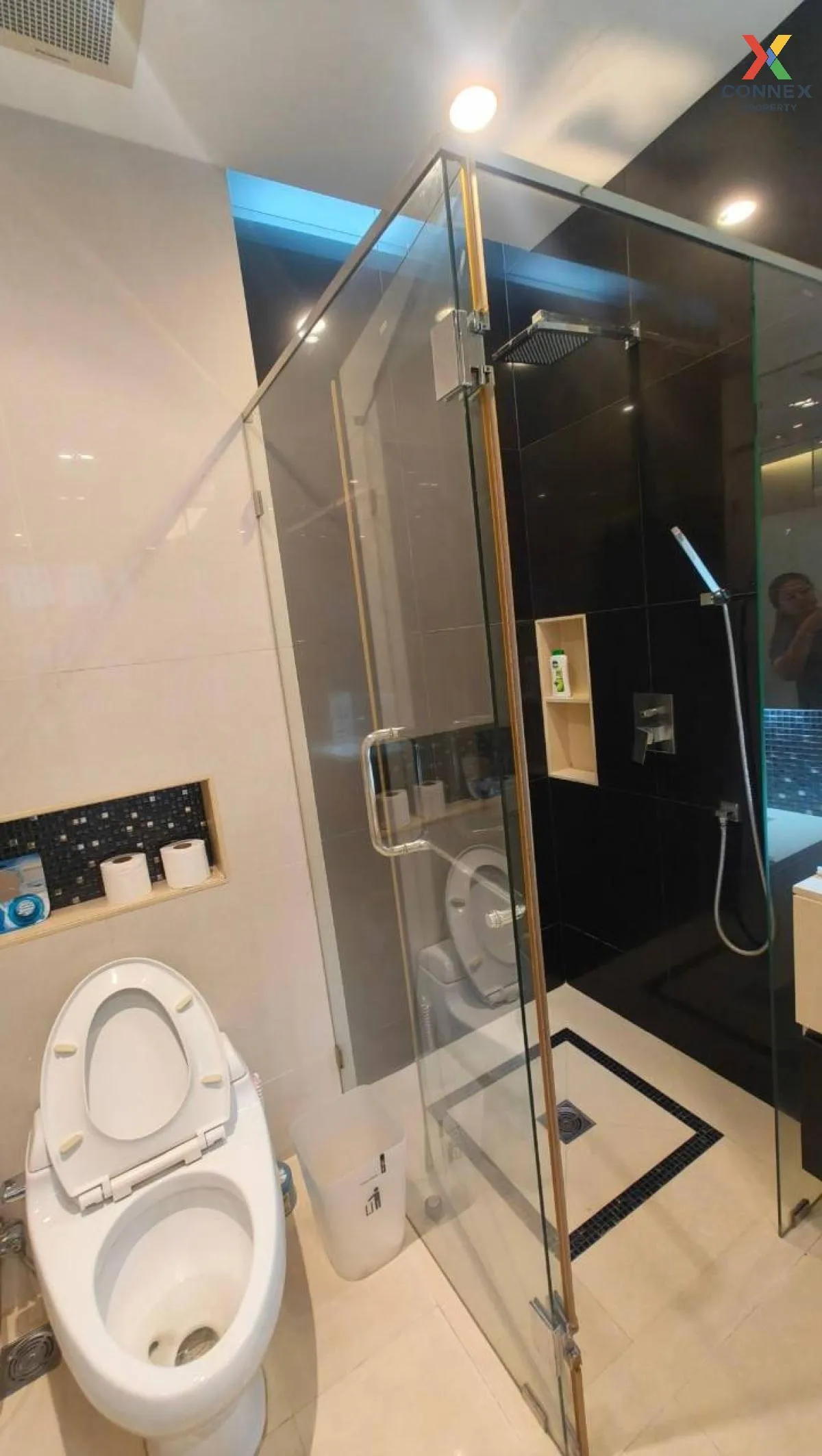 FOR RENT condo , The Address Sukhumvit 28 , BTS-Phrom Phong , Khl