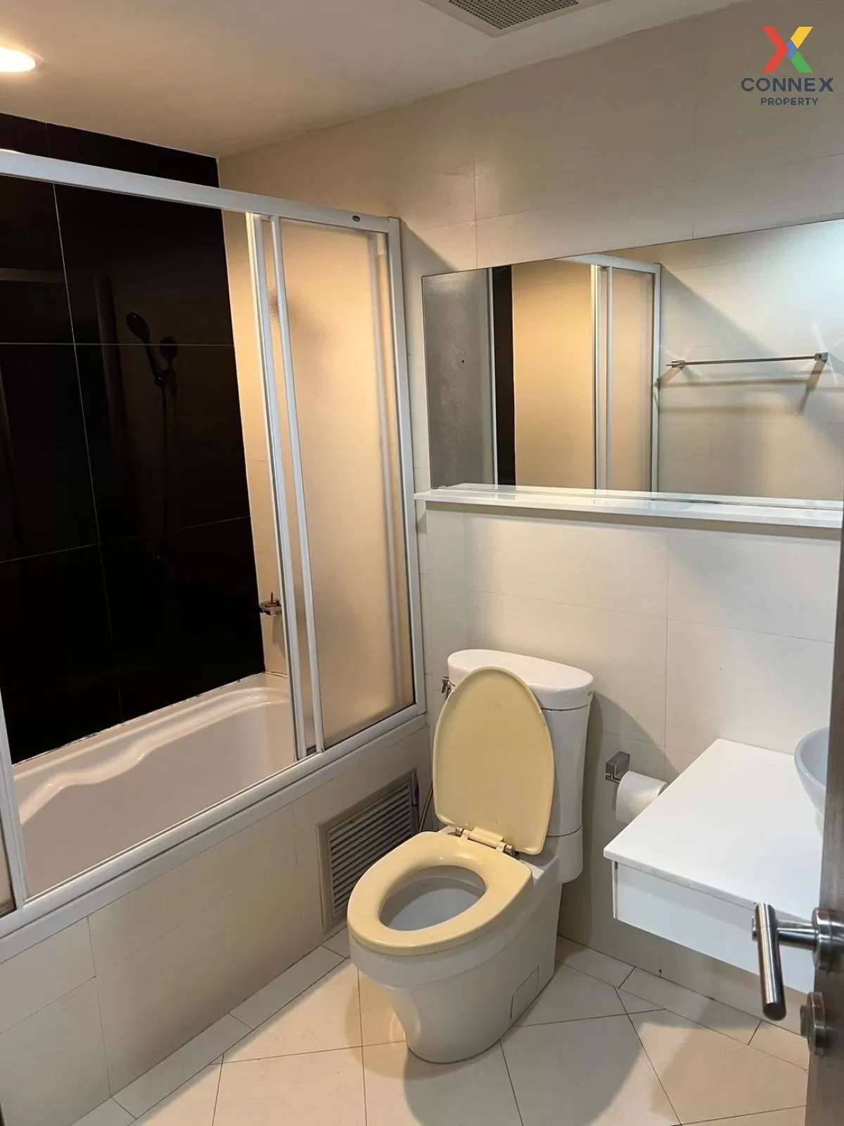 FOR RENT condo , The Address Sukhumvit 42 , BTS-Ekkamai , Phra Kh