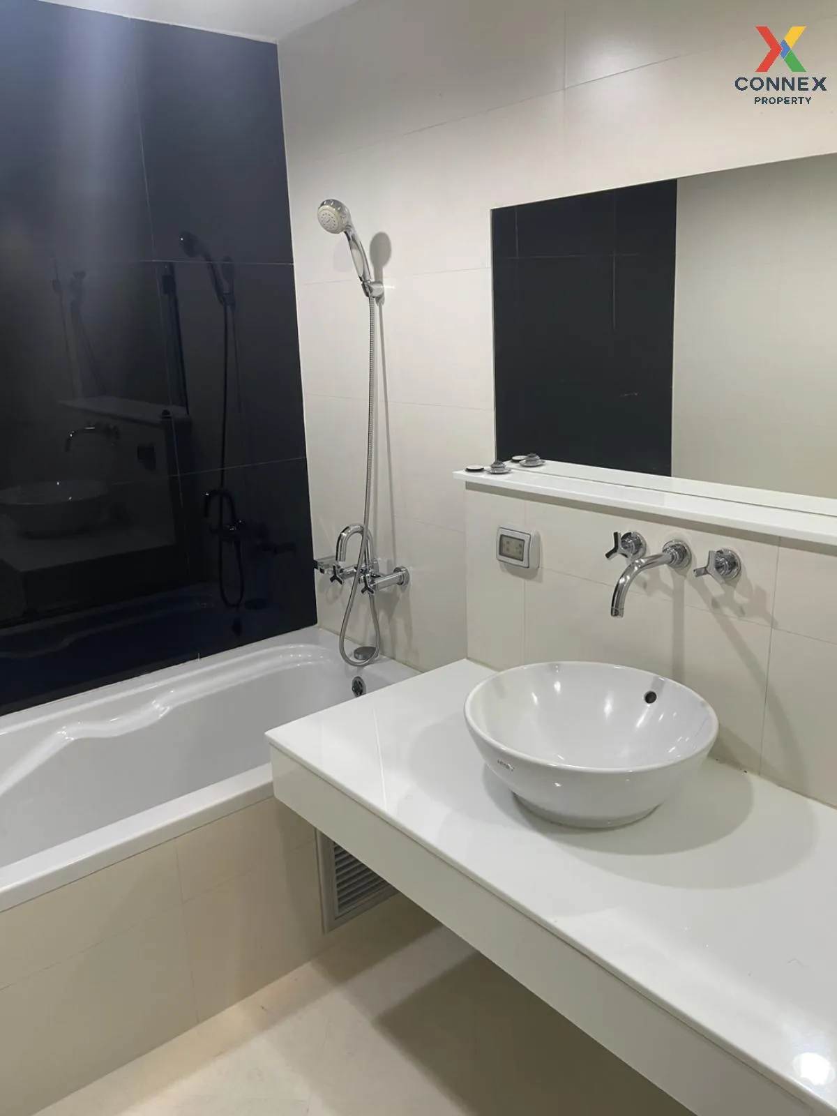 For Rent Condo , The Address Sukhumvit 42 , BTS-Ekkamai , Phra Kh