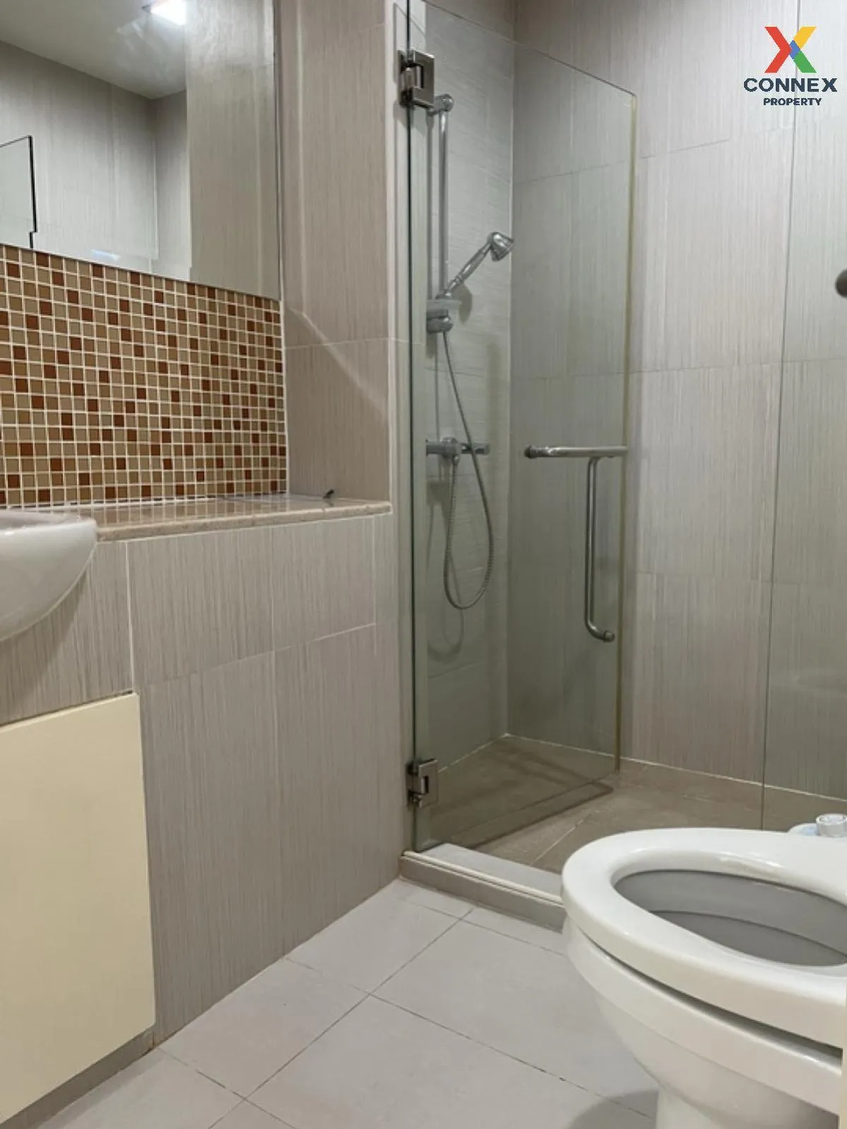 เช่าคอนโด  ดิ แอลโคฟ 49 BTS-ทองหล่อ คลองตันเหนือ เขต วัฒนา กรุงเท