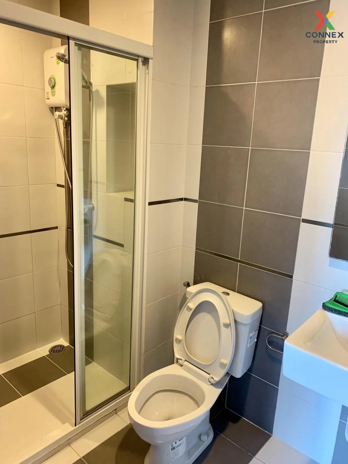 FOR RENT condo , The Base Sukhumvit 77 , BTS-On Nut , Phra Khanon